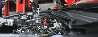 What can dirty fuel and carbon accumulation do to the engine